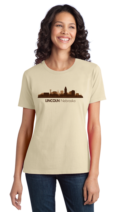 Ladies Natural Skyline Of Lincoln, Nebraska - Nebraska State Capital Love T-shirt